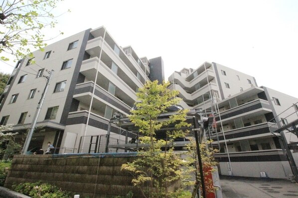 プレシス多摩永山レヴィエの物件内観写真